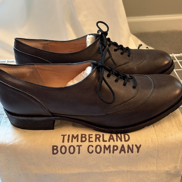 Timberland Women’s Black/Noir Leather Derbys - Picture 2 of 7
